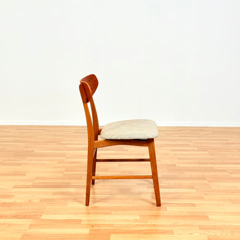 Danish set of 6 dining chairs in teak & oak