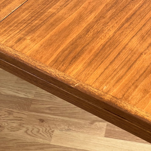 Dining table in walnut, Skaraborg, Sweden