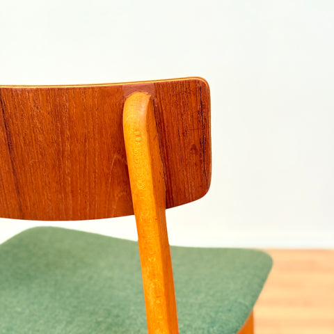 Danish set of 6 dining chairs in teak and beech