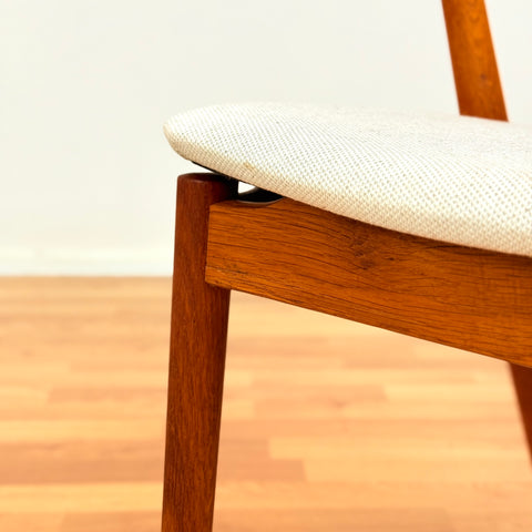 Danish dining chairs in teak & oak, No. 7 by Helge Sibast
