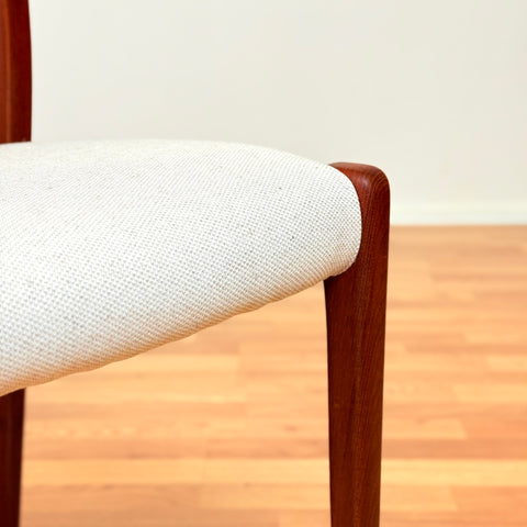 Danish set of 2 dining chairs 'model 71' by Niels O. Møller