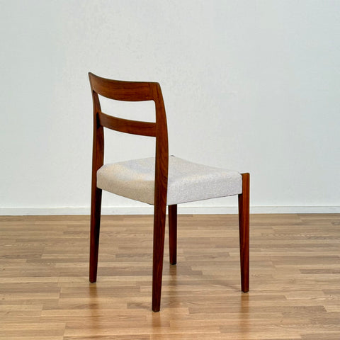 Single dining chair by Troeds