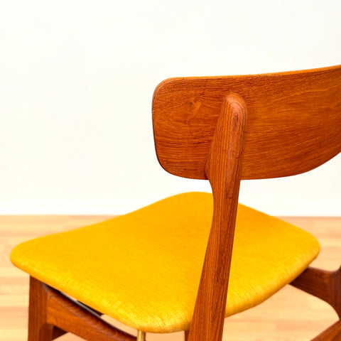 Danish set of 6 dining chairs in teak by Schiønning & Elgaard