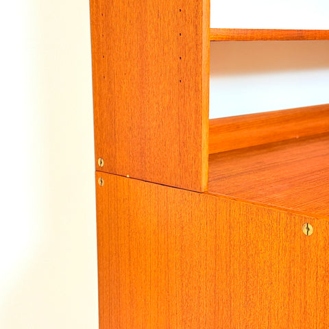 Swedish bookshelf in teak by B. Fridhagen for Bodafors
