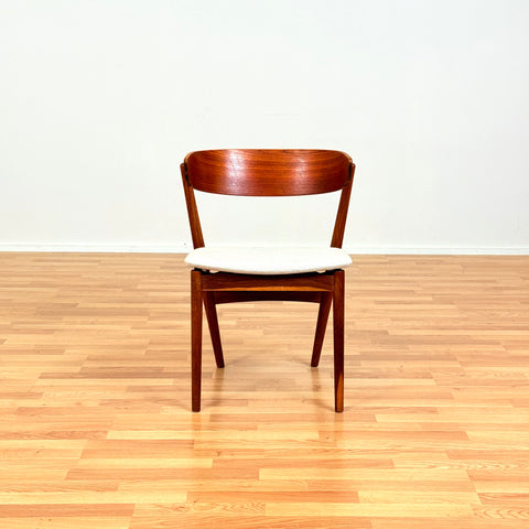 Danish dining chairs in teak & oak, No. 7 by Helge Sibast