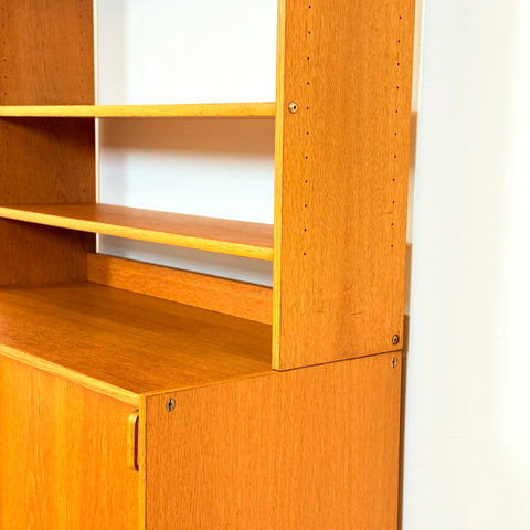 Swedish bookshelf in oak by Bertil Fridhagen for Bodafors