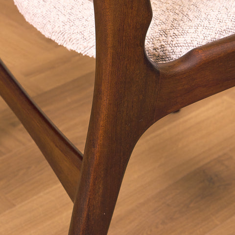 Danish dining chairs in mahogany by Erik Buch, model 98