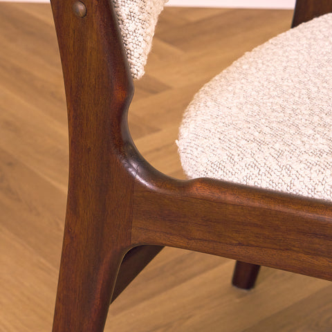 Danish dining chairs in mahogany by Erik Buch, model 98