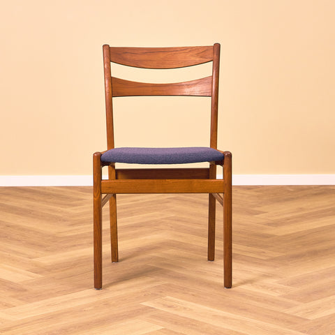 A set of 8 Swedish dining chairs in teak