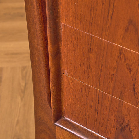 Danskt skrivbord i teak av Svend Åge Madsen för H.P. Hansen