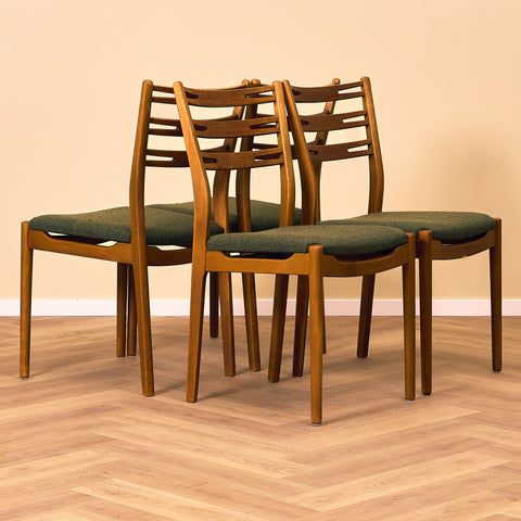 Danish set of 4 dining chairs "model 219" in teak & beech by Farstrup
