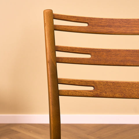 Danish set of 4 dining chairs "model 219" in teak & beech by Farstrup