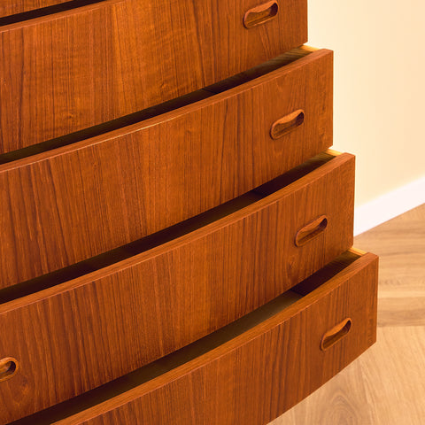 Danish chest of drawers in teak