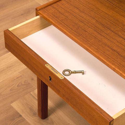 Swedish bedside tables in teak by Gunnar Myrstrand & Sven Engström, model 'Casino'