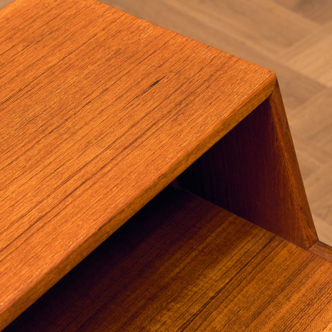 Swedish bedside tables in teak by Gunnar Myrstrand & Sven Engström, model 'Casino'