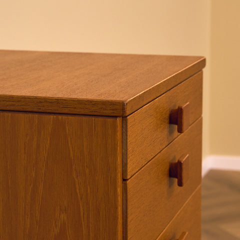 Swedish chest of drawers in teak by Johannesborgs Möbelfabriks AB