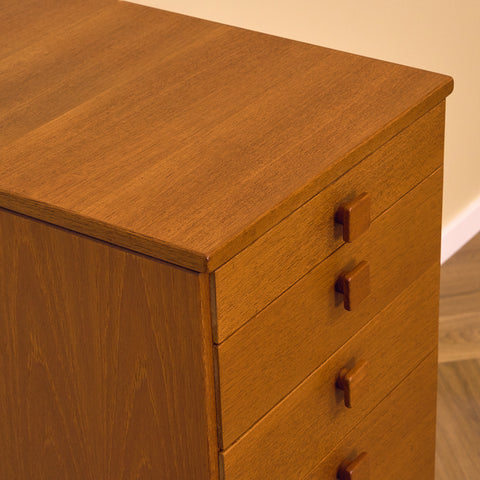 Swedish chest of drawers in teak by Johannesborgs Möbelfabriks AB