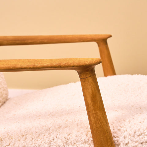 Svensk fåtölj i bok av Folke Ohlsson för Dux, Bra Bohag, Malmö