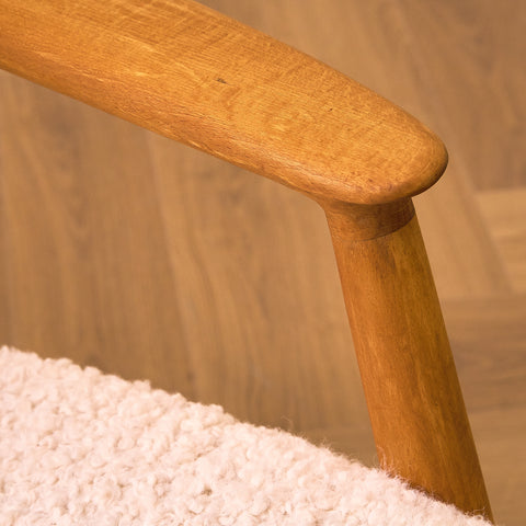 Svensk fåtölj i bok av Folke Ohlsson för Dux, Bra Bohag, Malmö