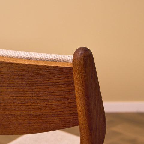 Set om 4 danska matstolar i teak av Erik Buch för O.D. Møbler