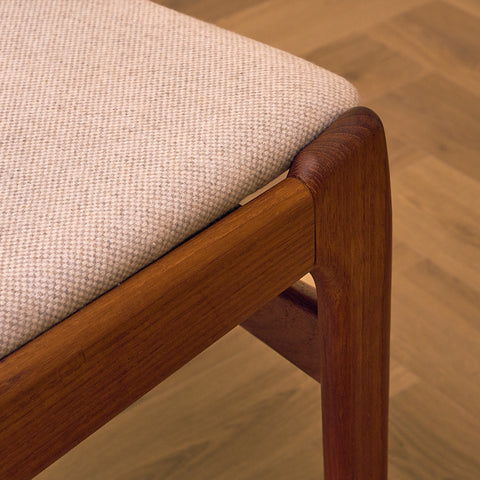 Set om 4 danska matstolar i teak av Erik Buch för O.D. Møbler