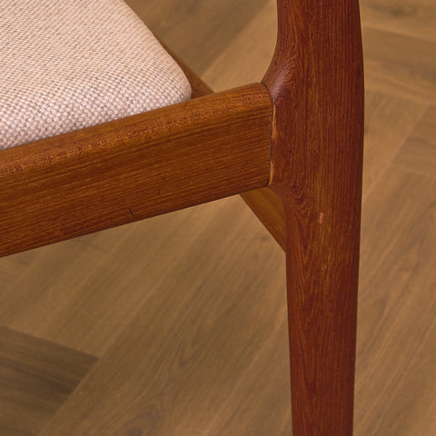 Set om 4 danska matstolar i teak av Erik Buch för O.D. Møbler