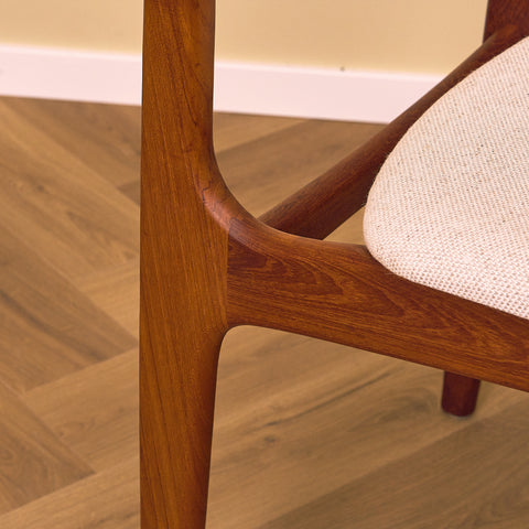 Danskt set med 6 matstolar från Thorso Mobelfabrik