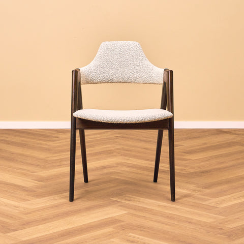 Danska matstolar i massiv ek av Kai Kristiansen för Schou Andersens Möbelfabrik A/S, modell 'Kompass'