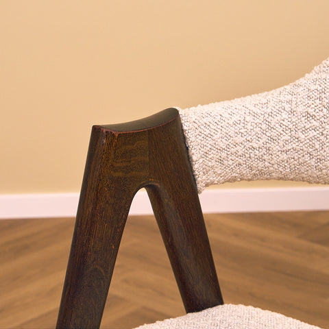 Danska matstolar i massiv ek av Kai Kristiansen för Schou Andersens Möbelfabrik A/S, modell 'Kompass'