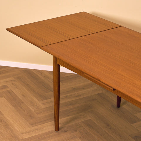 Danish rectangular dining table in teak