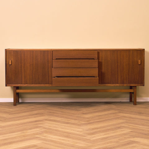 Swedish sideboard in walnut by Nils Jonsson for Troeds, Bjärnum, model 'Arild'