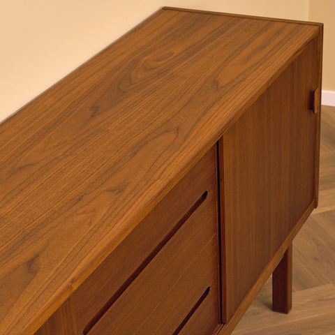 Swedish sideboard in walnut by Nils Jonsson for Troeds, Bjärnum, model 'Arild'