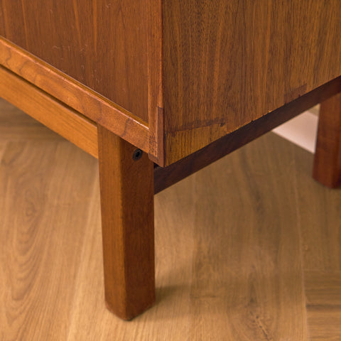 Swedish sideboard in walnut by Nils Jonsson for Troeds, Bjärnum, model 'Arild'