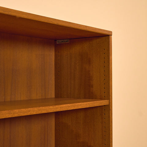 Swedish bookshelf in teak by Johannesborgs Möbelfabrik AB, model "Contenta"