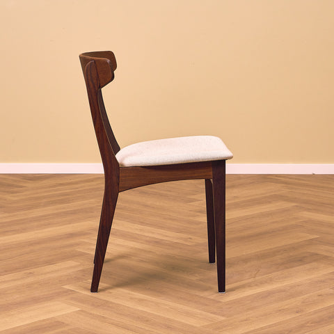 Danish dining chairs in teak & walnut by Silkeborg møbelfabrik A/S