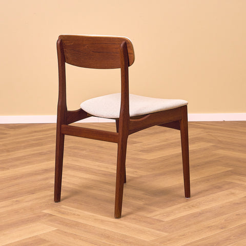 Danish dining chairs in teak by B. Rasmussen for Thorso Møbelfabrik
