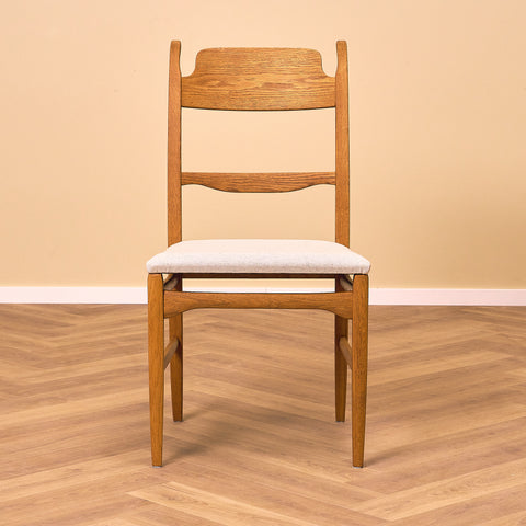 Swedish dining chairs in oak by Carl Malmsten for Åfors Möbelfabrik, model "Calmare"