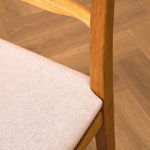 Swedish dining chairs in oak by Carl Malmsten for Åfors Möbelfabrik, model "Calmare"