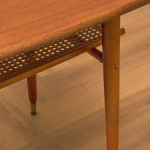 Svenskt soffbord i mahogny av Svensk Möbelindustri