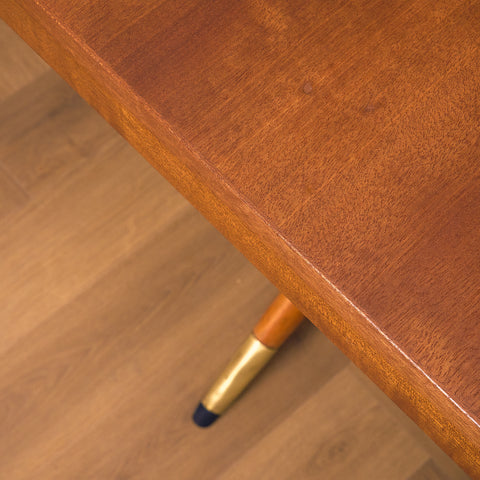 Svenskt matbord i mahogny av David Rosén för Nordiska Kompaniet, modell 'Napoli'