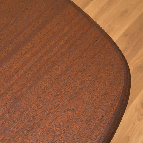 Dansk oval matbord i mahogny från Skovby Møbelfabrik