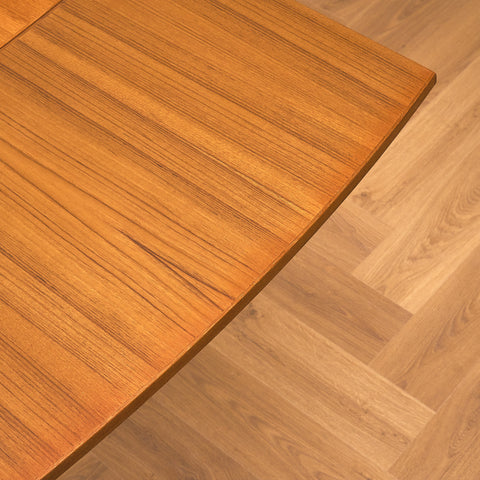 Svenskt hopfällbart soffbord / matbord i teak