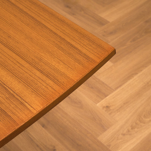 Svenskt hopfällbart soffbord / matbord i teak