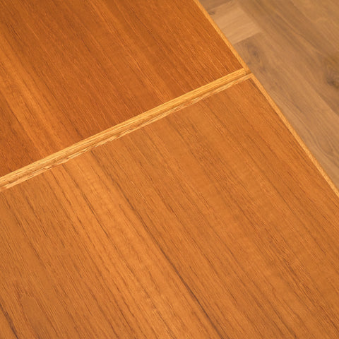 Svenskt rektangulärt matbord i teak och ek från Rosendal Möbelfabrik, Rottne