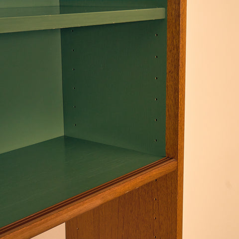 Svensk bokhylla i teak av Bertil Fridhagen för Bodafors