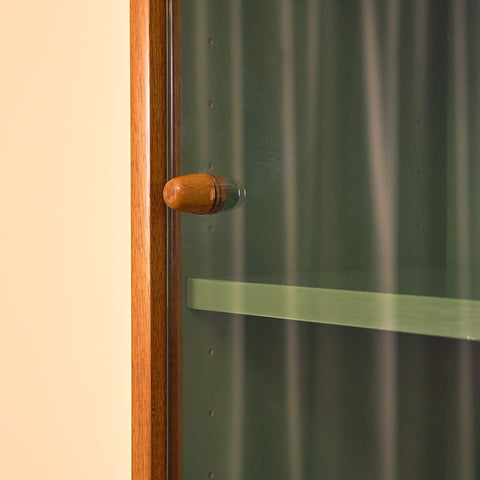 Svensk bokhylla i teak av Bertil Fridhagen för Bodafors