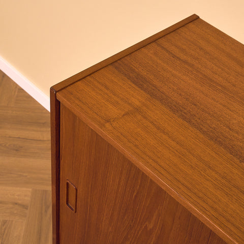 Danskt sideboard i teak av P. Westergaards møbelfabrik