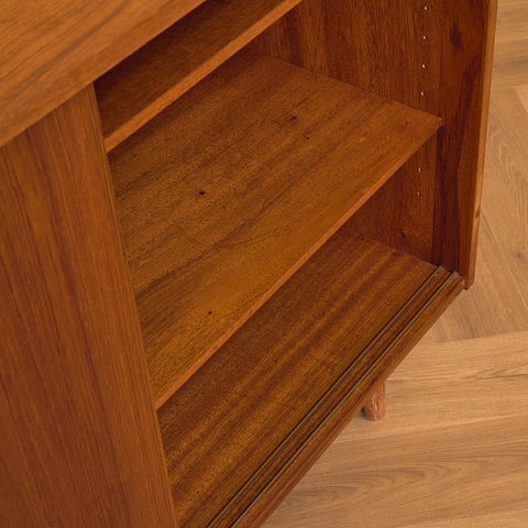 Danskt sideboard i teak av P. Westergaards møbelfabrik