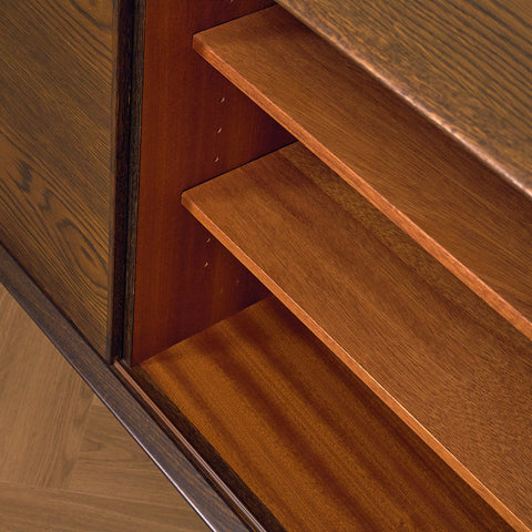 Danskt sideboard i ek av Henry Rosengren Hansen för Skovby