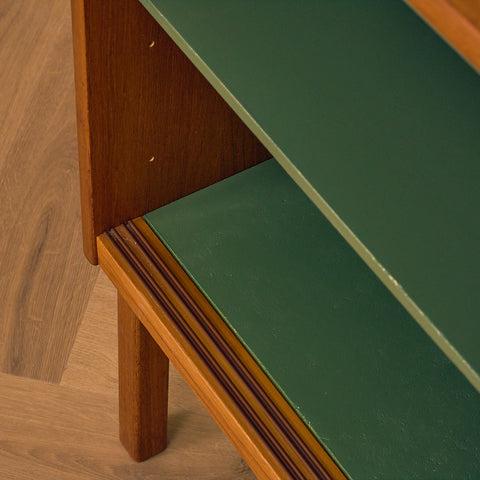 Svensk bokhylla i teak av Bertil Fridhagen för Bodafors